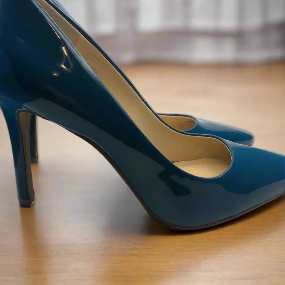 Vince Camuto Teal Patent Leather Heels - Picture 2 of 6
